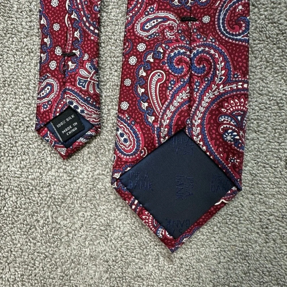 Jos. A. Bank Mens Silk Paisley Necktie Burgundy Red Navy Blue White 59 Inch